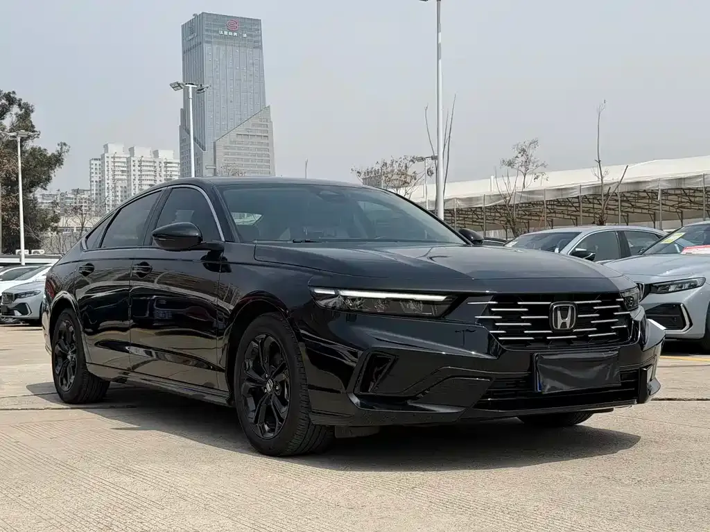 Honda Accord — фото 6