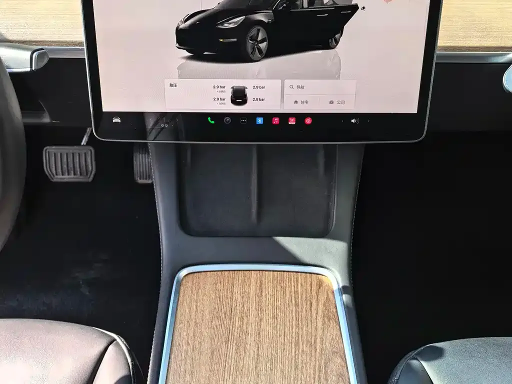 Tesla Model 3 — фото 10