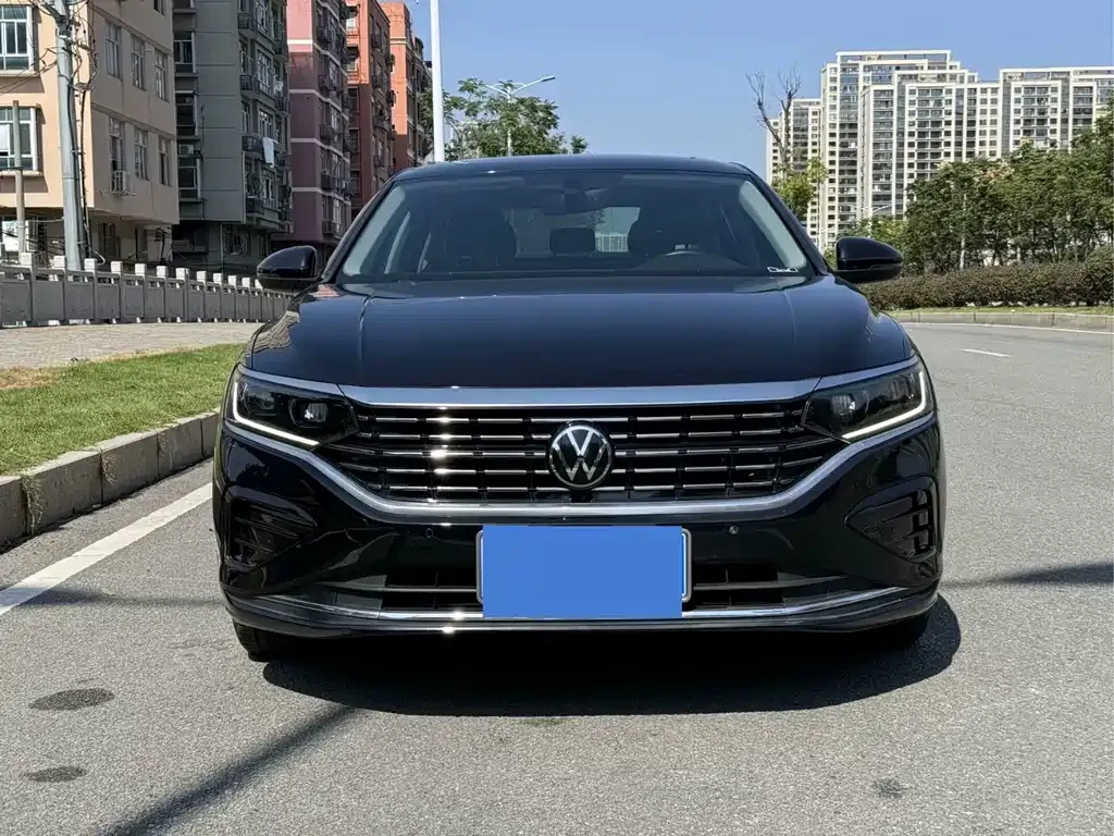 Volkswagen Passat — фото 9