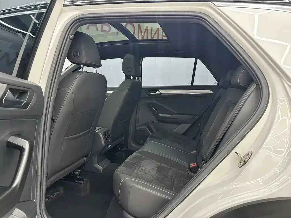 Volkswagen T-Roc 2022 из CN, фото 9