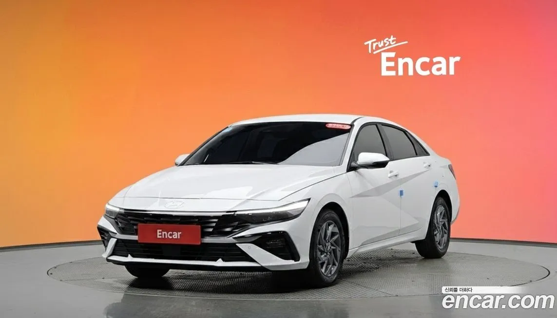 Hyundai AVANTE — фото 1