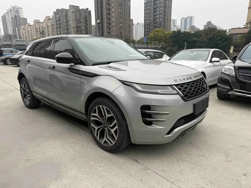 Land Rover Evoque — фото 1