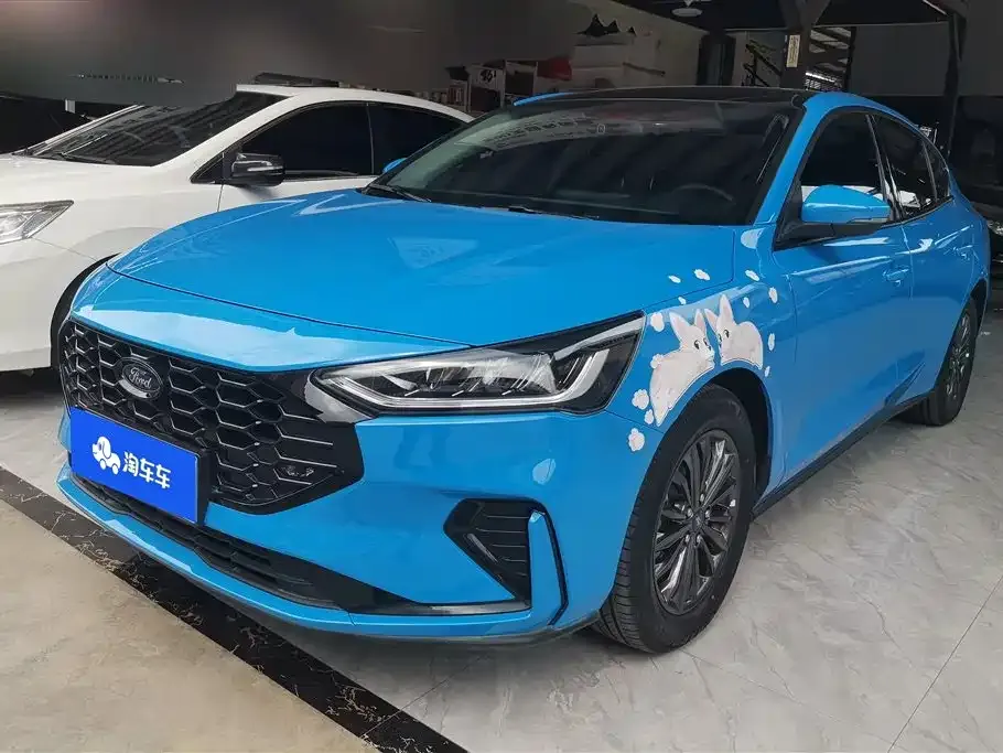Ford Focus 2023 из CN, фото 1