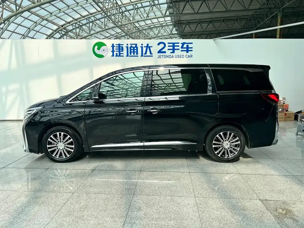 GAC Motor Trumpchi M8 — фото 7