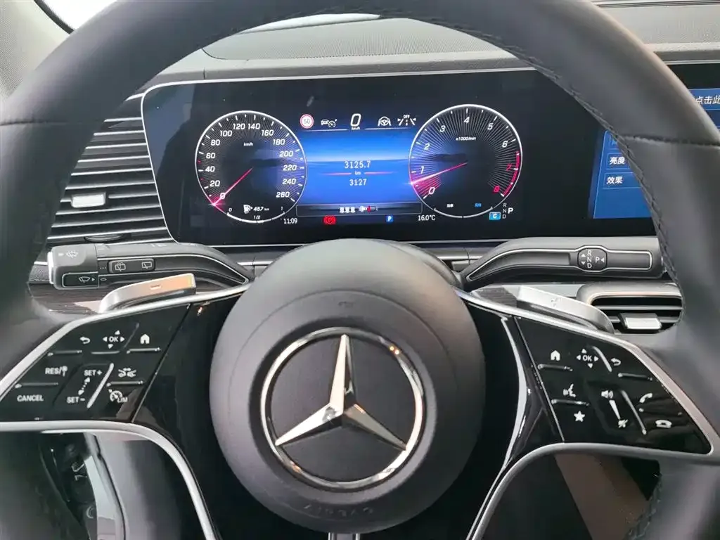 Mercedes-Benz GLE — фото 3