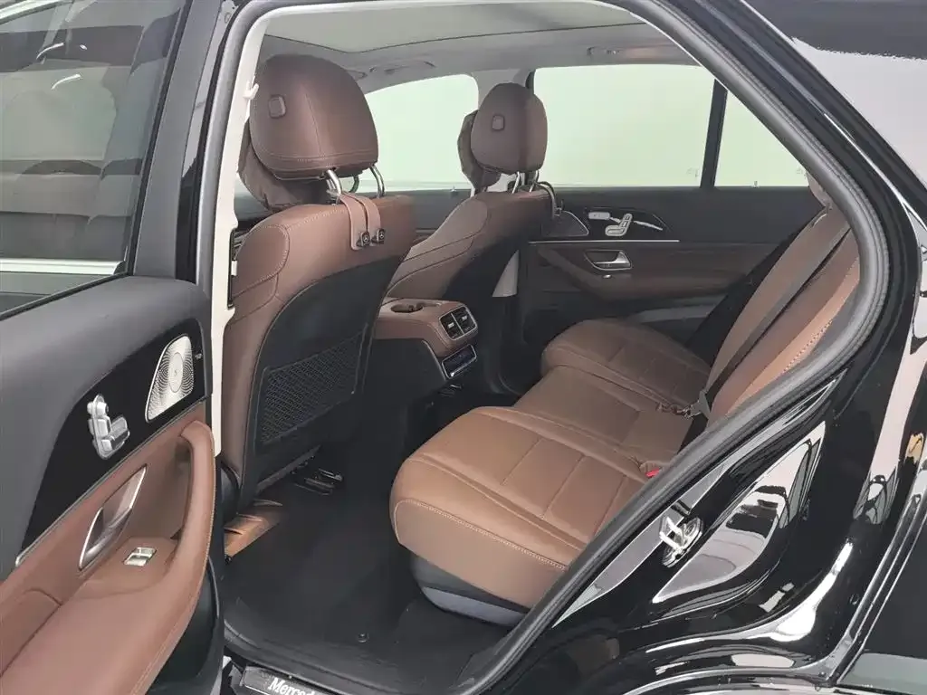 Mercedes-Benz GLE — фото 6