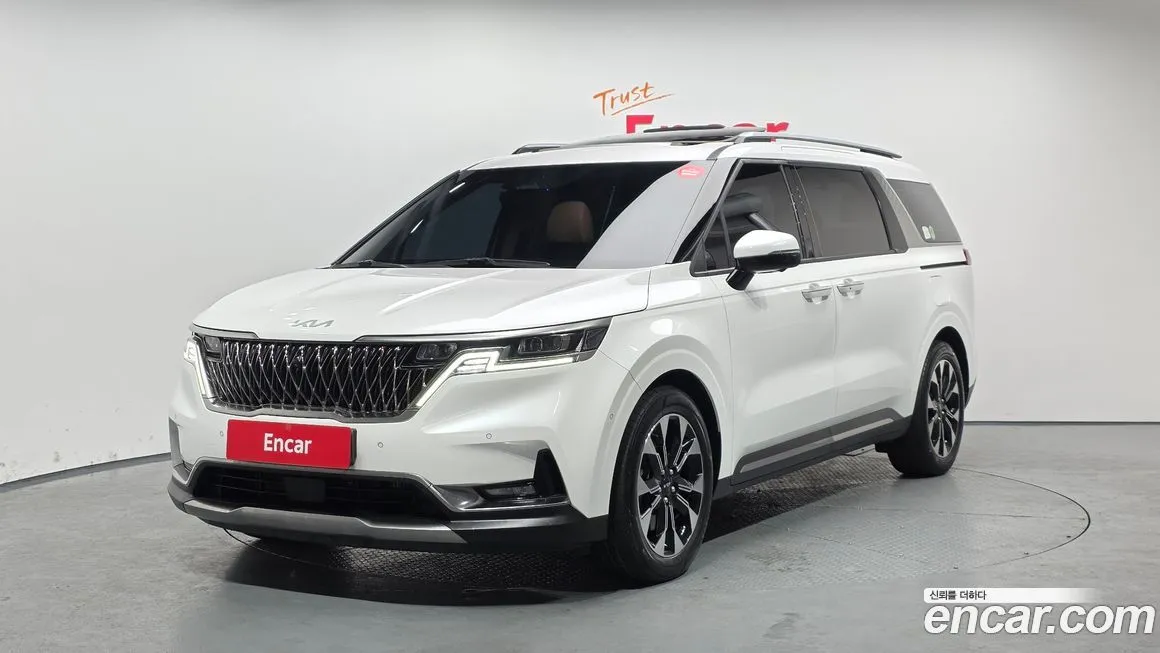 Kia Carnival 2023 из KR, фото 1