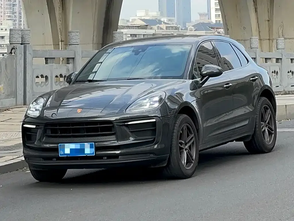 Porsche Macan — фото 1