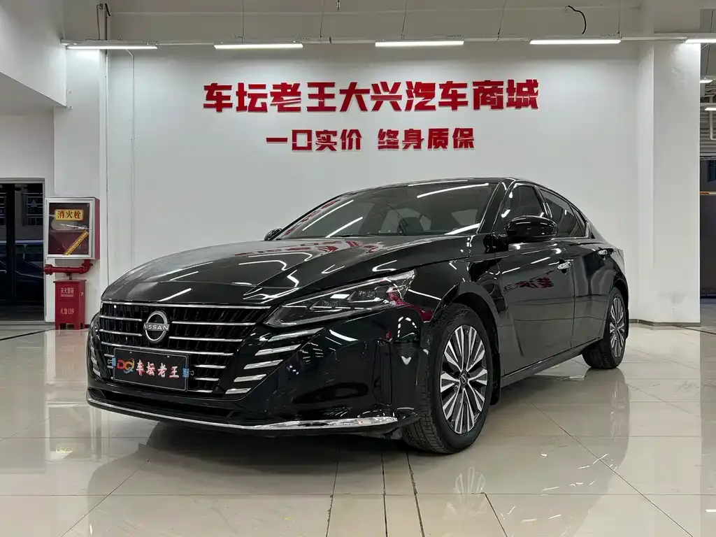 Nissan Teana