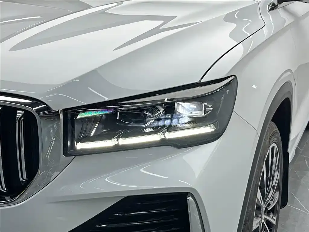 Geely Xingyue L — фото 10
