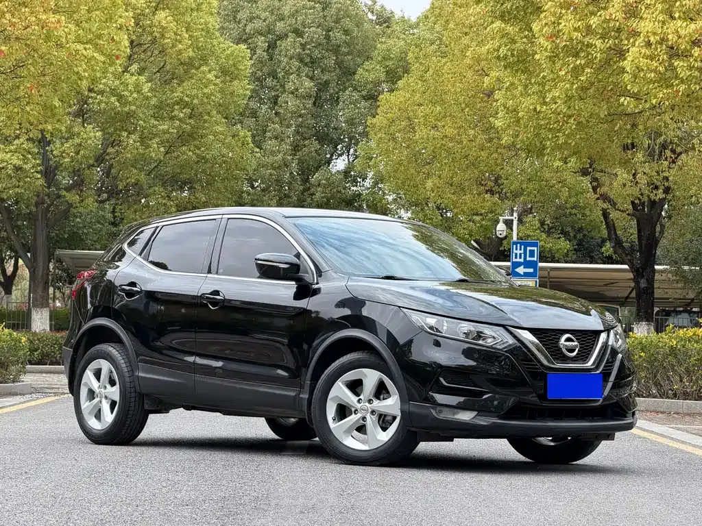 Nissan Qashqai — фото 2