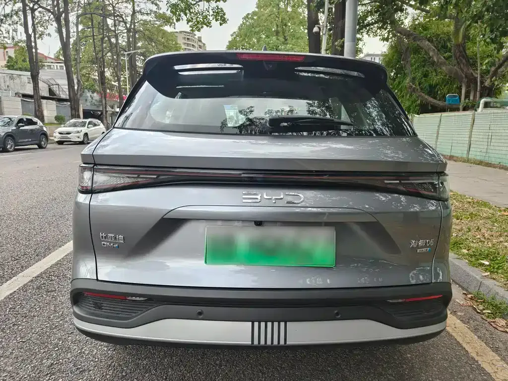 BYD Seal 05 DM-i — фото 10