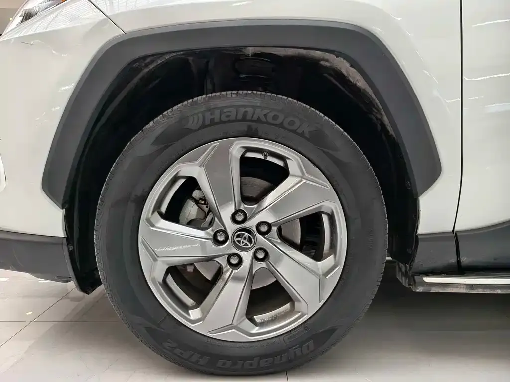 Toyota RAV4 2021 из CN, фото 8