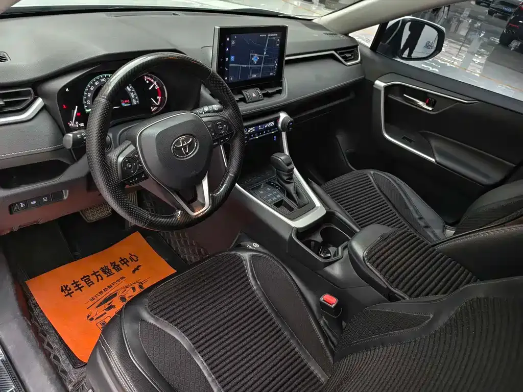 Toyota RAV4 2021 из CN, фото 10