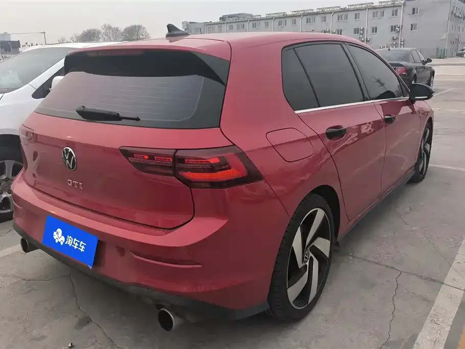 Volkswagen Golf GTI — фото 9