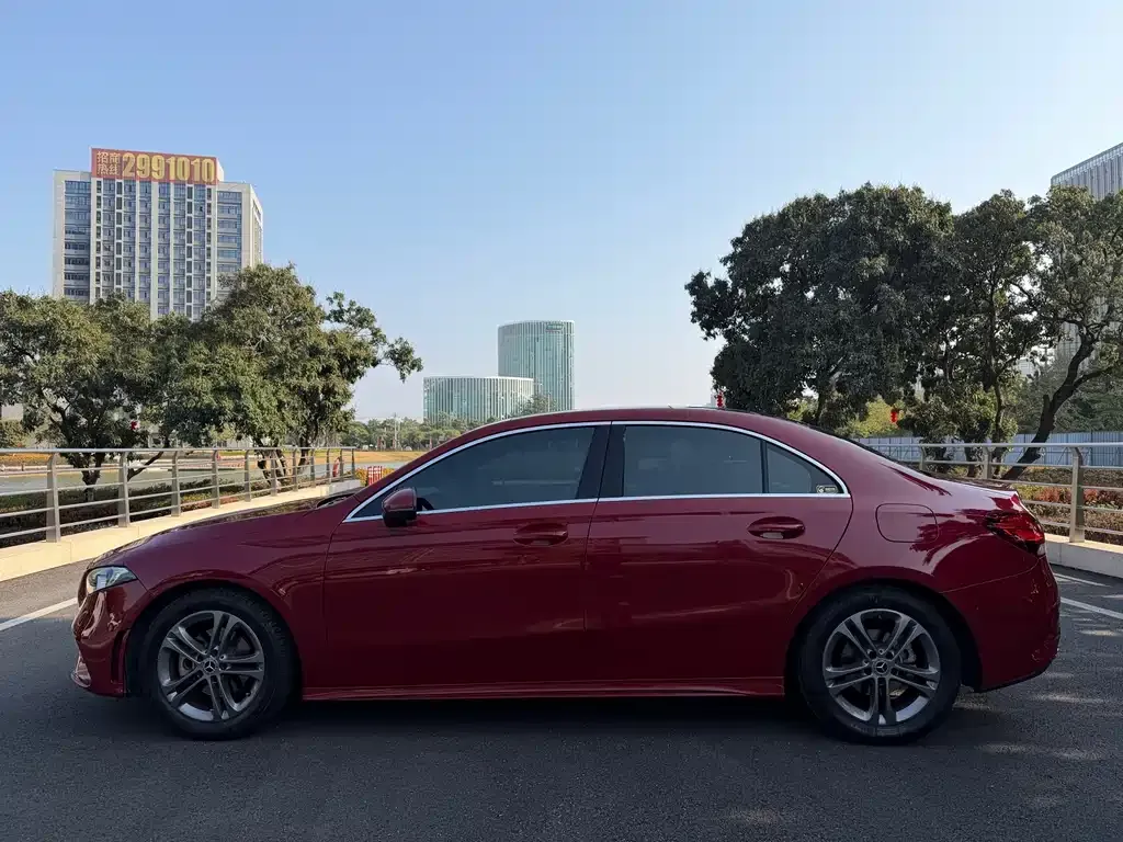 Mercedes-Benz A-Class 2021 из CN, фото 2