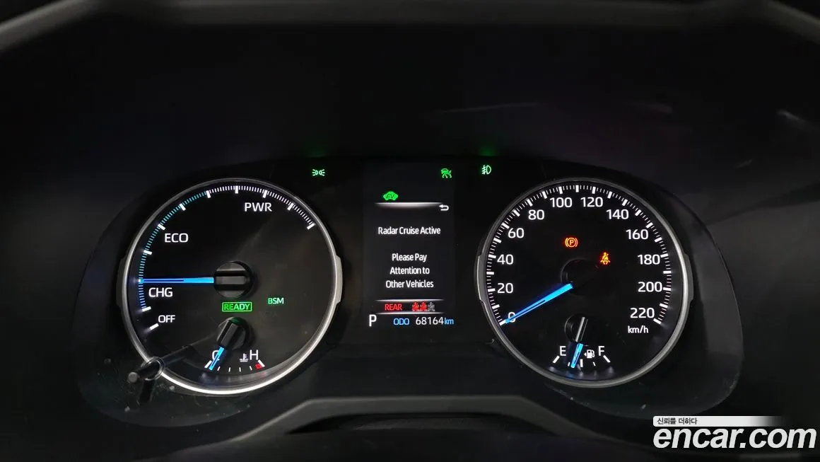 Toyota RAV4 2021 из KR, фото 2