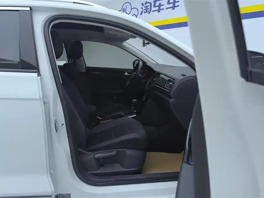 Volkswagen T-Roc 2022 из CN, фото 9