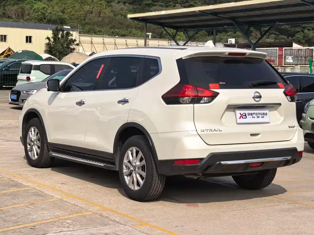 Nissan X-Trail — фото 2