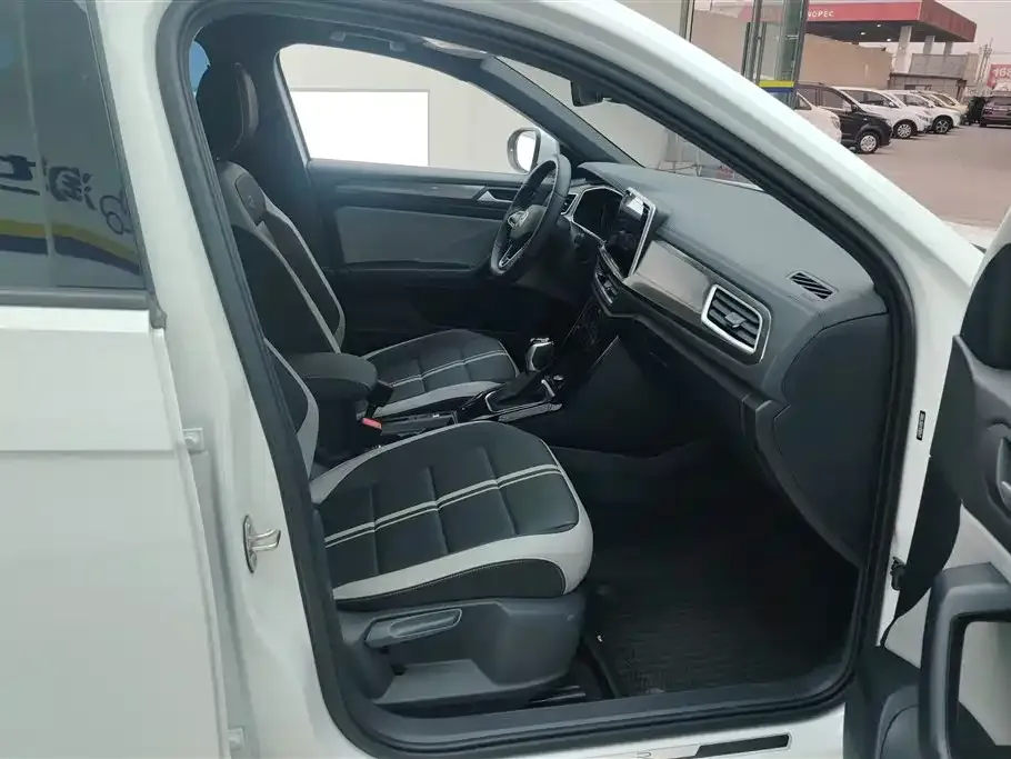 Volkswagen T-Roc 2024 из CN, фото 9