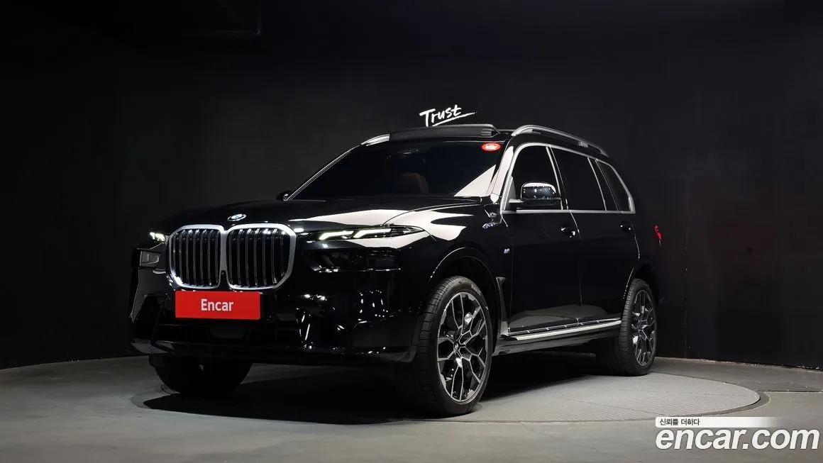 BMW X7 — фото 1