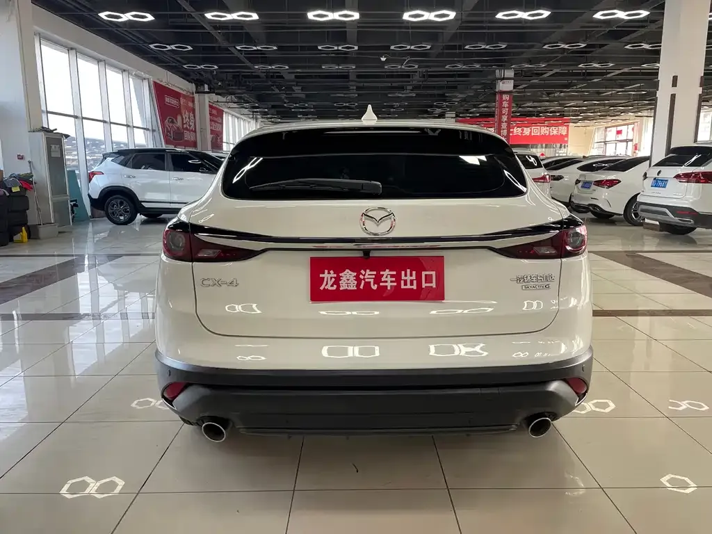 Mazda CX-4 2023 из CN, фото 9