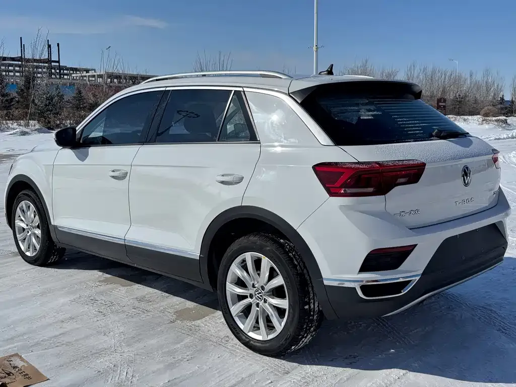 Volkswagen T-Roc 2023 из CN, фото 4