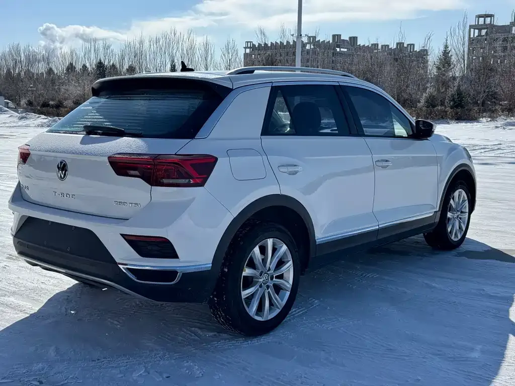 Volkswagen T-Roc 2023 из CN, фото 5
