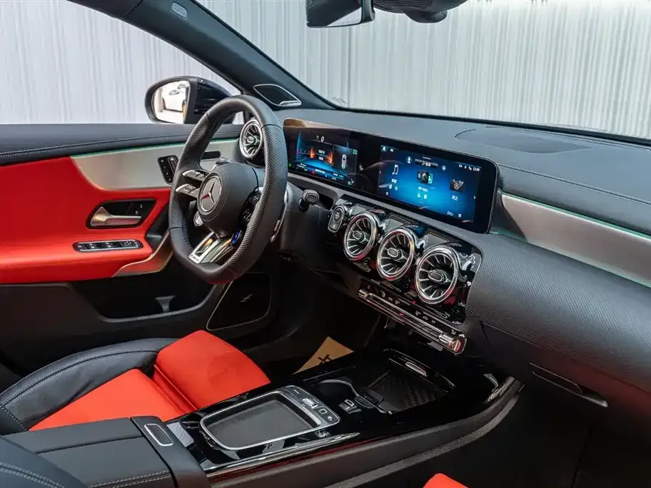 Mercedes-Benz A-Class AMG (Import) — фото 4
