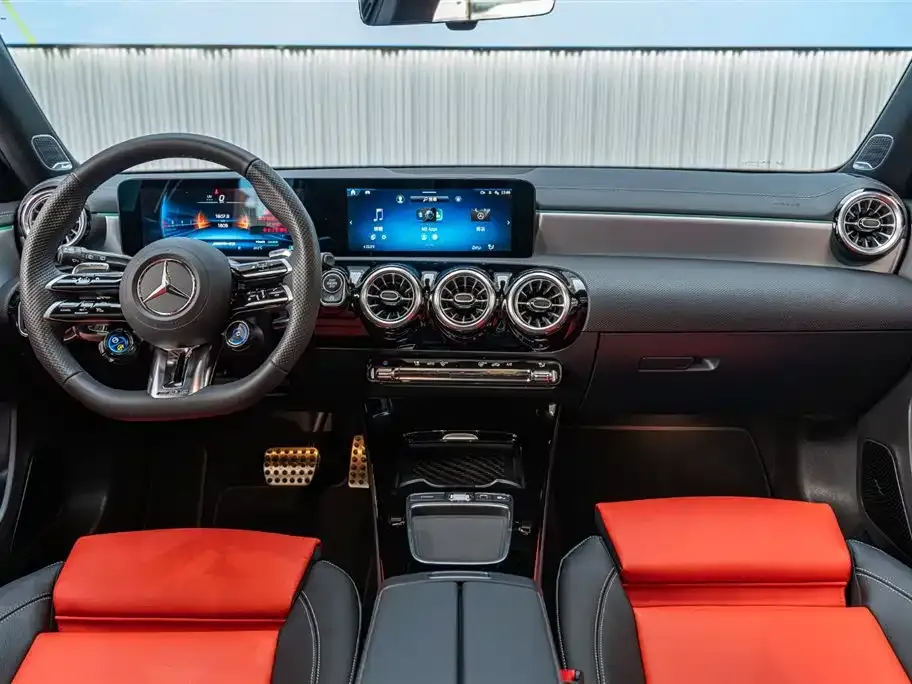 Mercedes-Benz A-Class AMG (Import) — фото 10