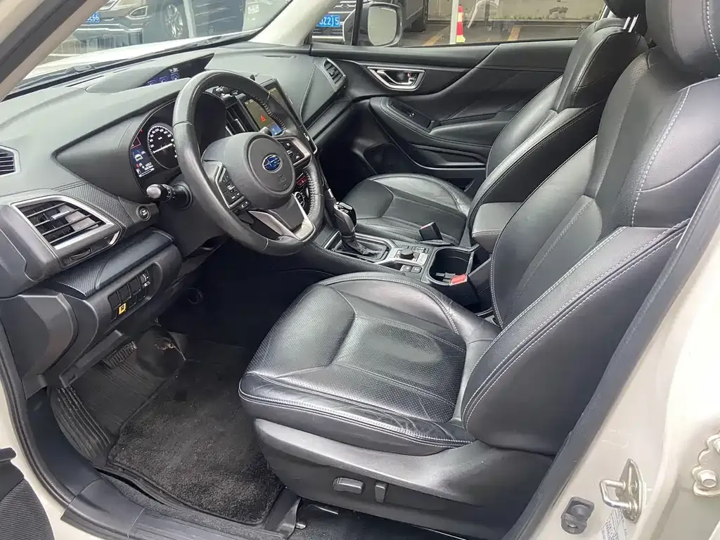 Subaru Forester 2021 из CN, фото 7