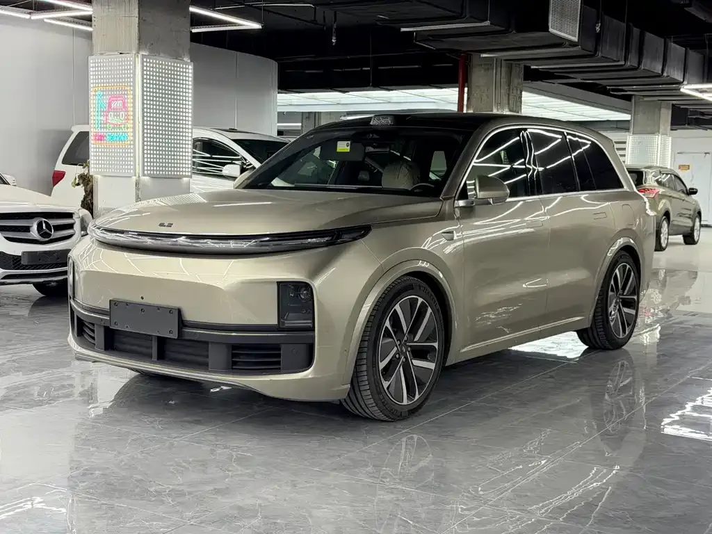 Li Auto L8 2024 из CN, фото 1