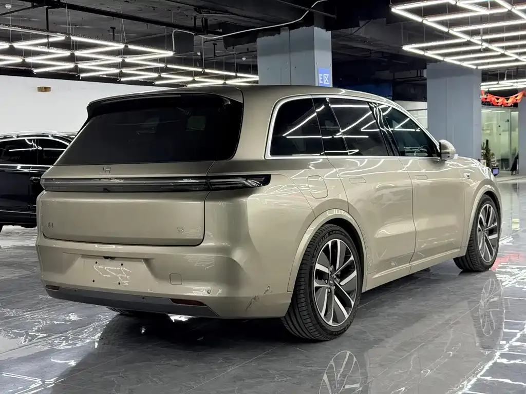 Li Auto L8 2024 из CN, фото 3