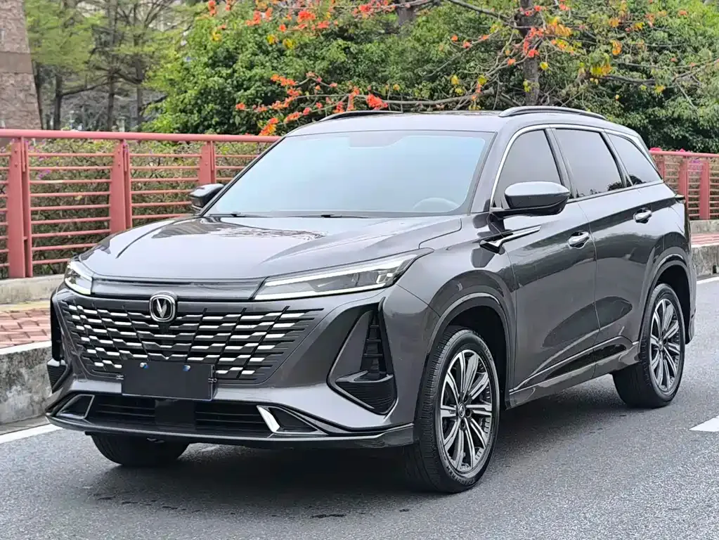 Changan CS75PLUS — фото 7