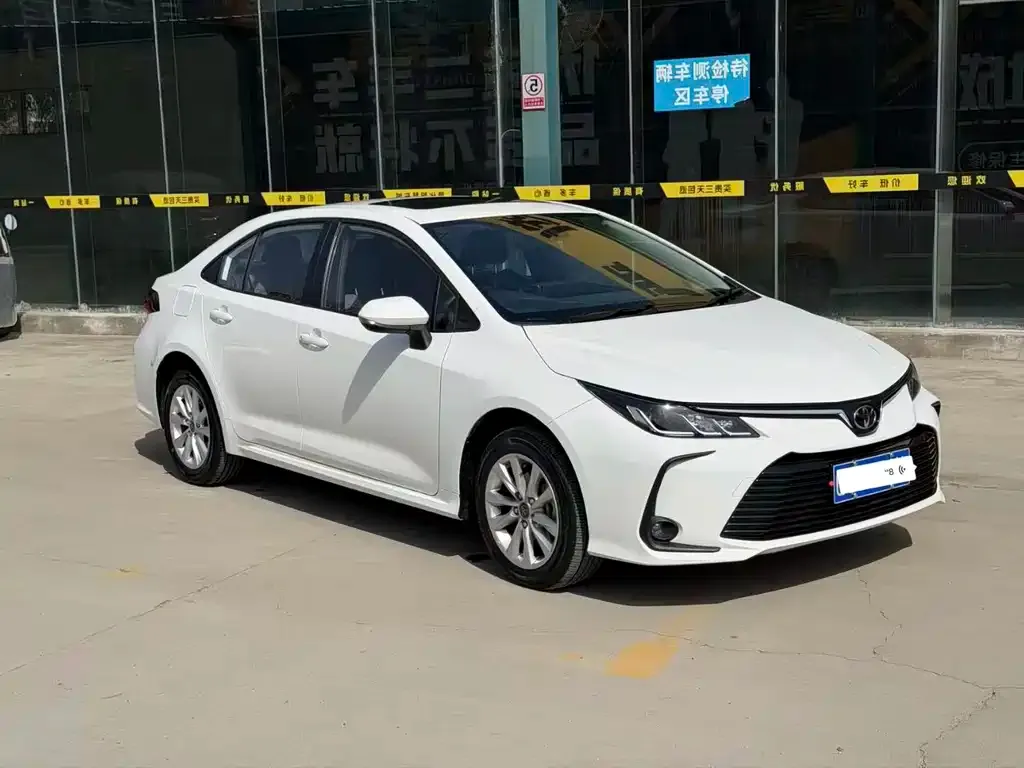 Toyota Corolla 2025 из CN, фото 3
