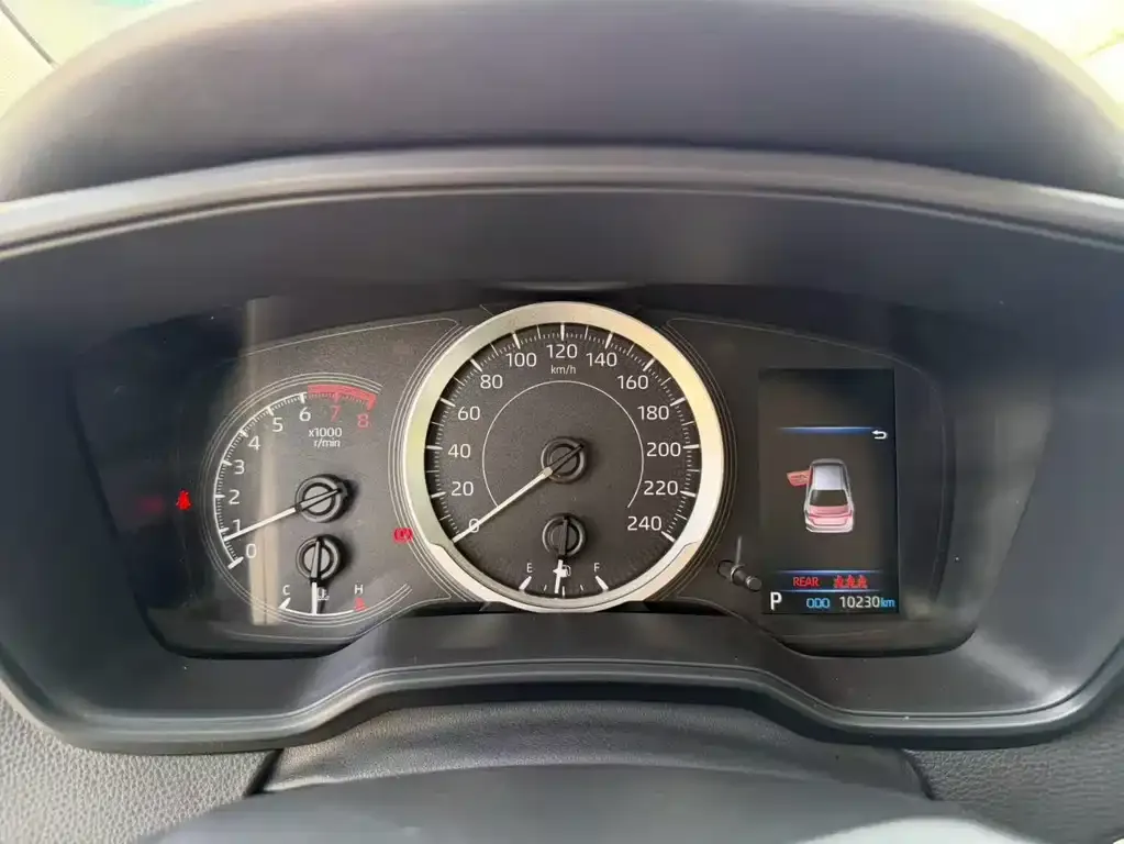 Toyota Corolla 2025 из CN, фото 8