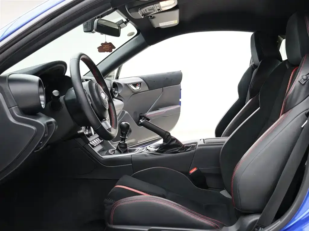 Subaru BRZ — фото 8