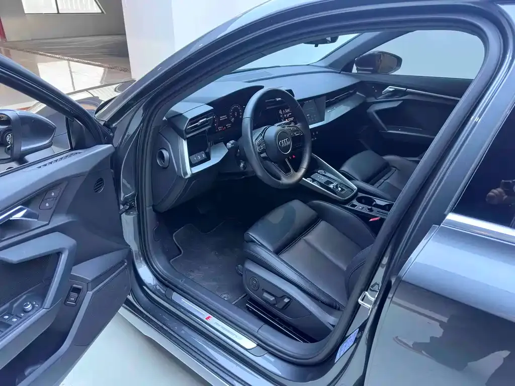 Audi A3 2022 из CN, фото 3