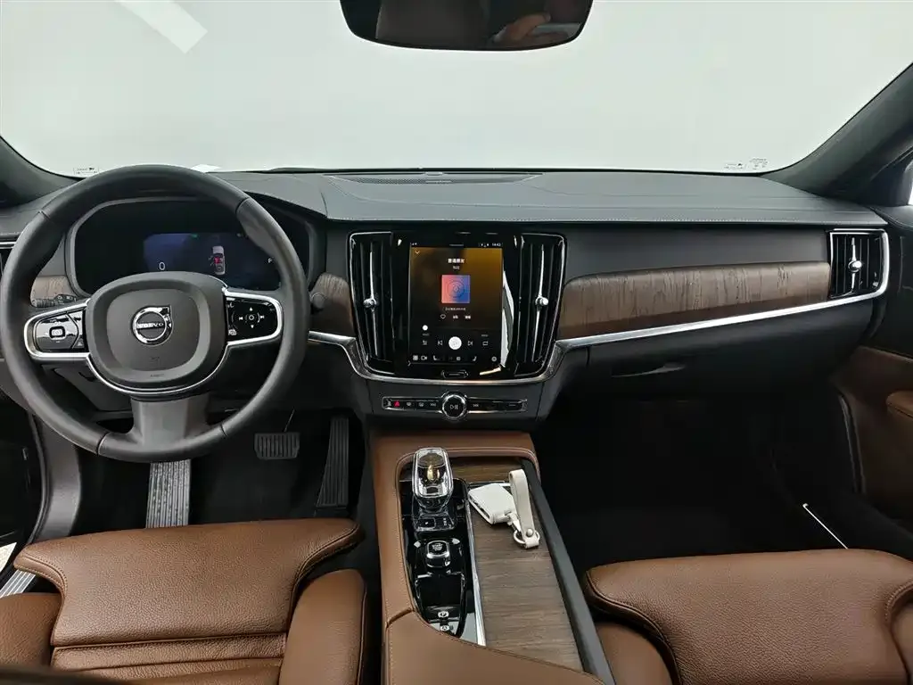 Volvo S90 — фото 6