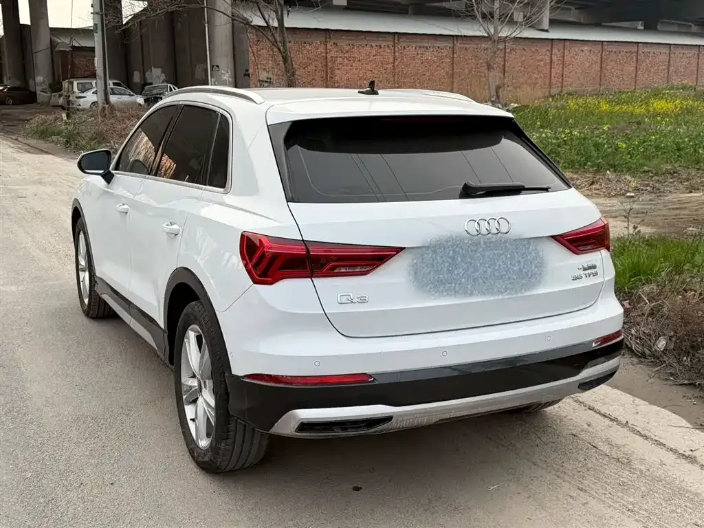 Audi Q3 — фото 7