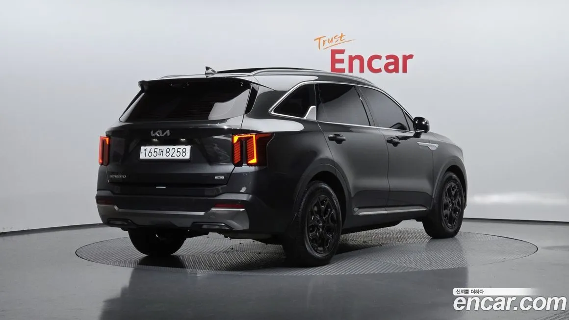 Kia Sorento — фото 2