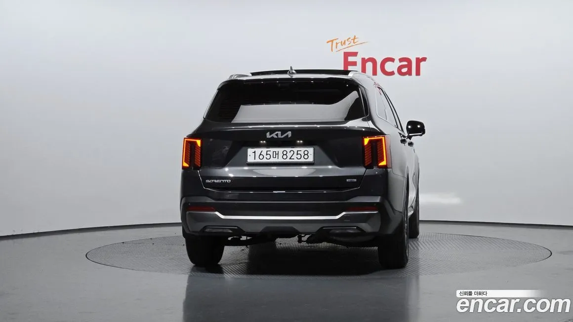Kia Sorento — фото 3
