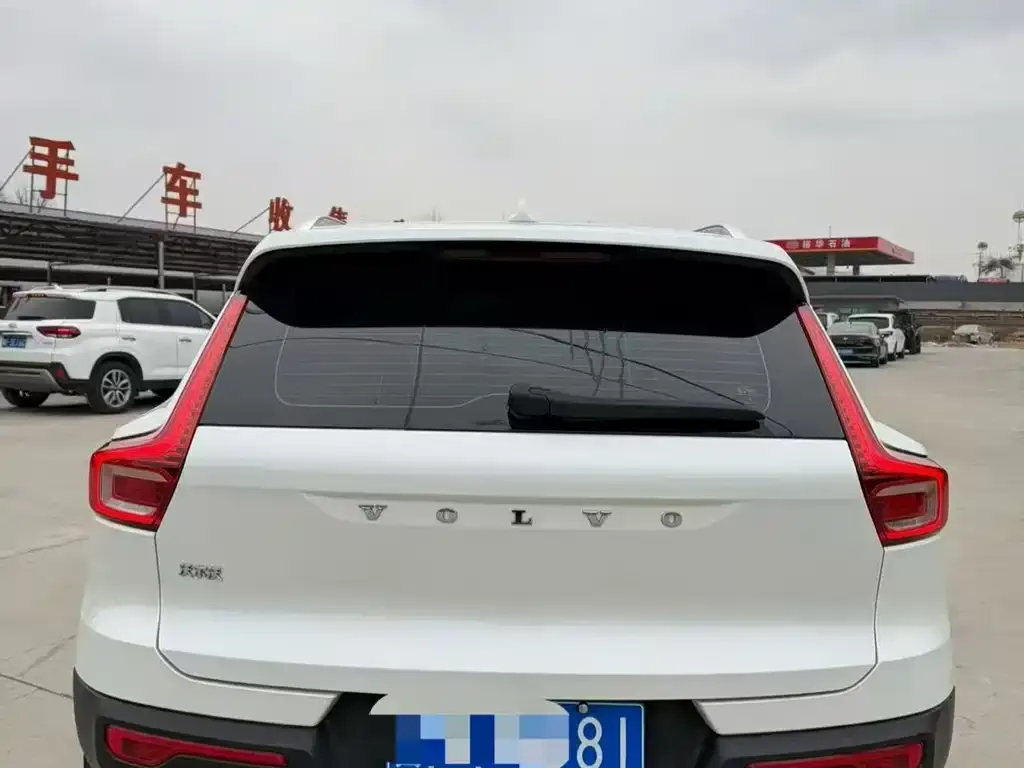 Volvo XC40 2023 из CN, фото 3