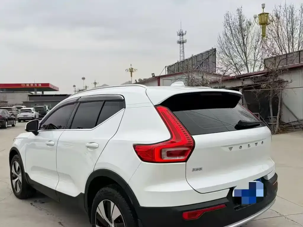 Volvo XC40 2023 из CN, фото 7