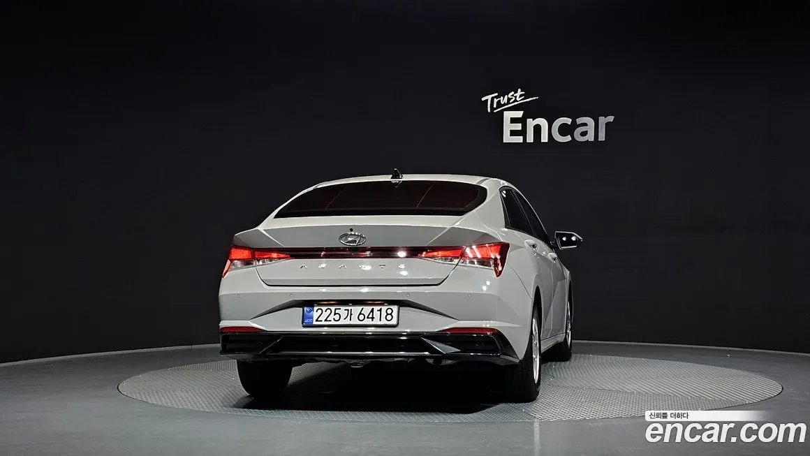 Hyundai AVANTE — фото 7