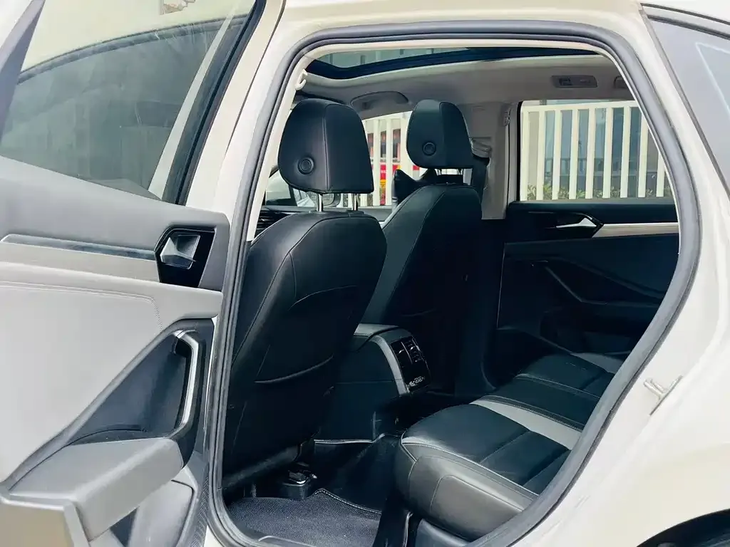 Volkswagen Sagitar 2022 из CN, фото 8
