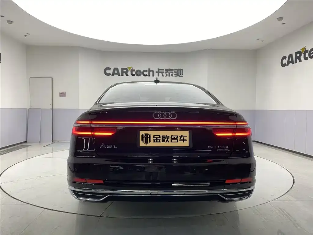 Audi A8 — фото 2