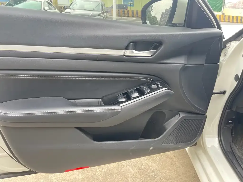 Nissan Teana 2022 из CN, фото 4