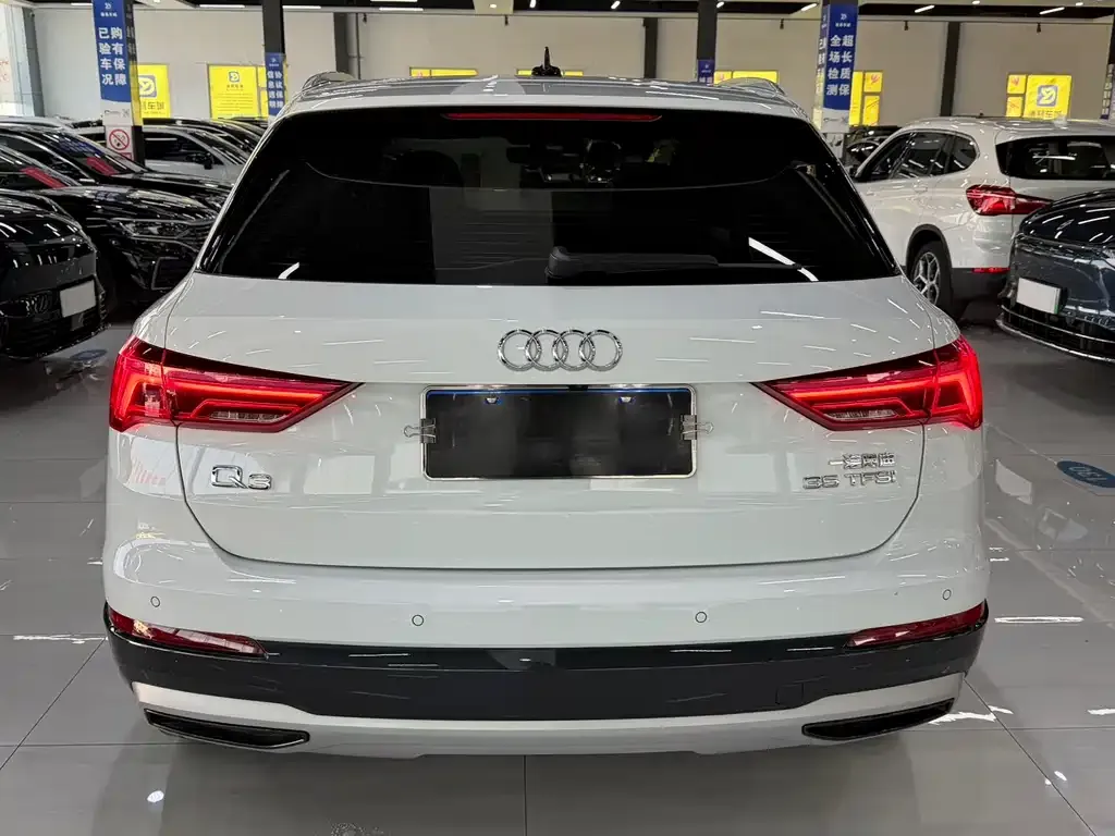 Audi Q3 — фото 4