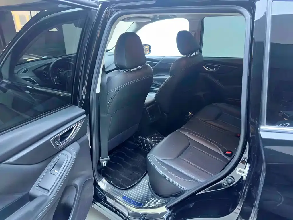 Subaru Forester 2021 из CN, фото 8